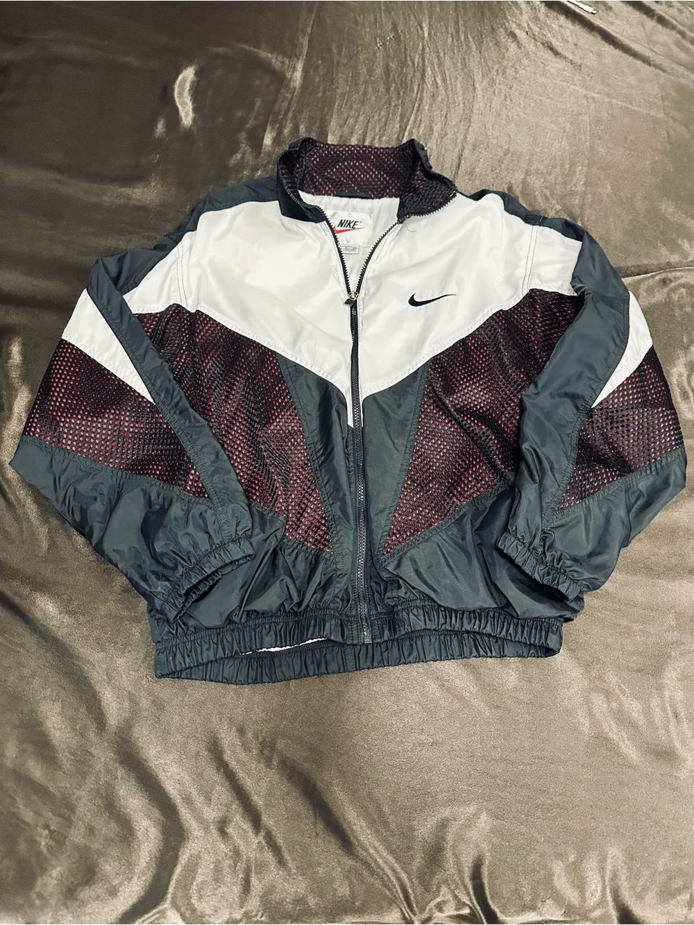 Vtg Y2K Classic Nike Color-block Windbreaker Jacket - Black, White, Maroon Sz M